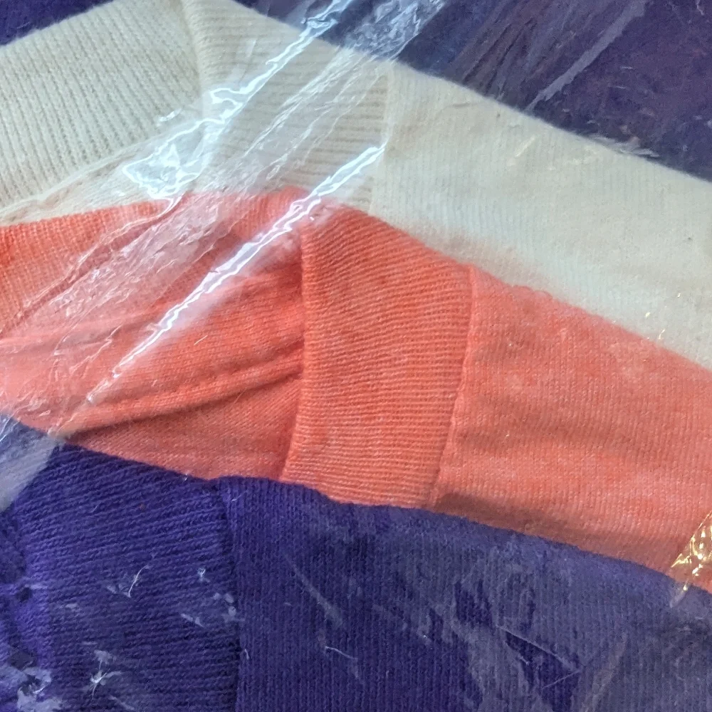 Gildan Men's Heavy Cotton Adult T-Shirt, 3-Pack (Medium) - Picture 4 of 5